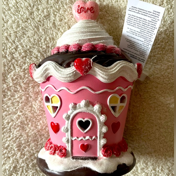 Other - Valentine's Gingerbread House